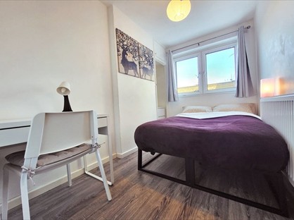 Room in a Shared Flat, Lygon House, E2