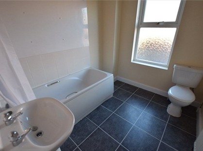 Room in a Shared House, Rombalds Grove, LS12