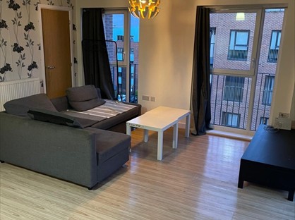 2 Bed Flat, Wave Court, RM7