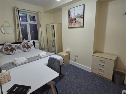 3 Bed Flat, Philip Lane, N15