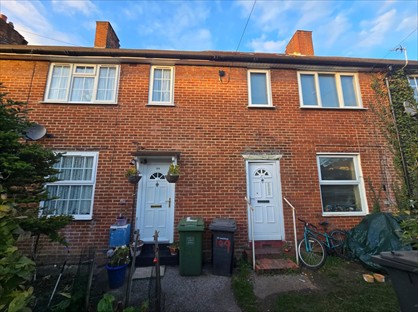 Studio Flat, Boundfield Road, SE6