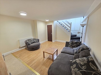 1 Bed Flat, Windmill Road, CR0