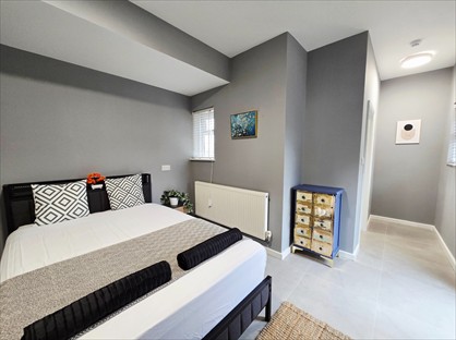1 Bed Flat, Bushey Grove Road, WD23