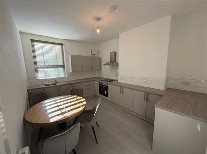 2 Bed Flat, Victoria Street, CW1