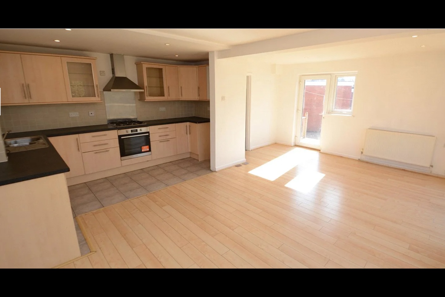 4 Bed Detached House, Buerton Close, CH43 photo 5