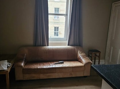 2 Bed Flat, West Newington Place, EH9