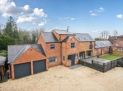 5 Bed Semi-Detached House, Pasture Lane, LE14