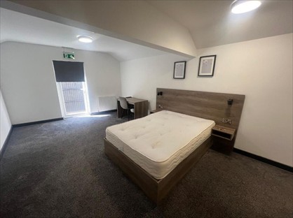 Studio Flat, Babington Lane, DE1