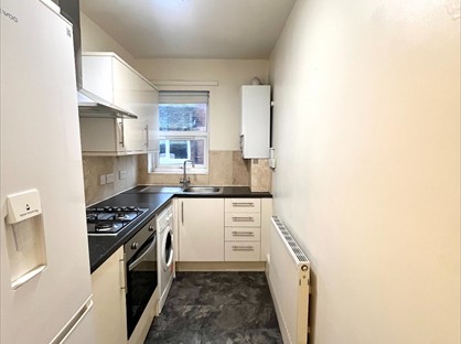 1 Bed Flat, Aldrington Road, SW16