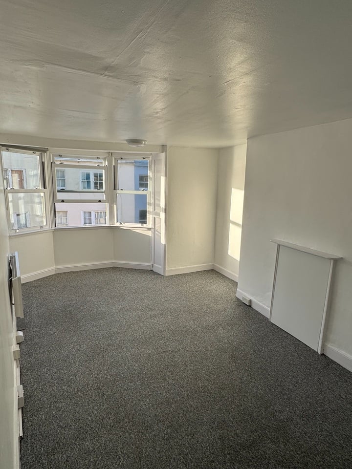 1 Bed Flat, Charlotte Street, BN2, N1 7GU