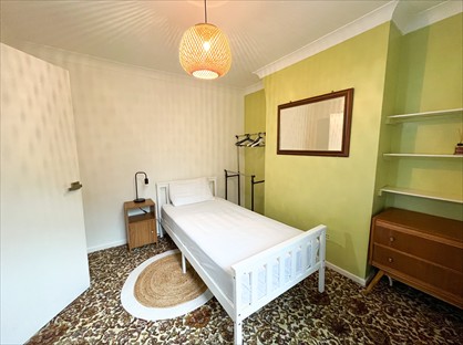 Room in a Shared House, Alma Street, CT1