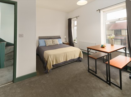 Room in a Shared House, Sefton Road, M27