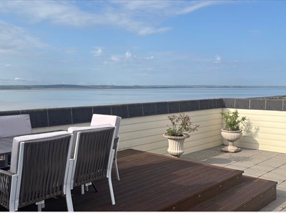 Room in a Shared Flat, The River Front, SS8