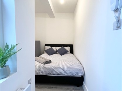 6 Bed Terraced House, Montrose Road, HA3