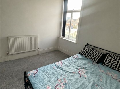 Room in a Shared House, Great Horton Road, BD7