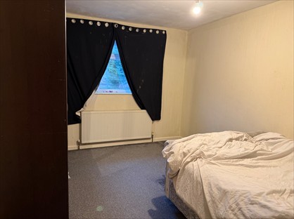 Room in a Shared House, Priory Road, B5