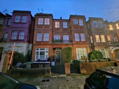 2 Bed Flat, Lithos Road, NW3
