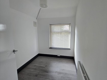 3 Bed Detached House, Anglesey Road, EN3
