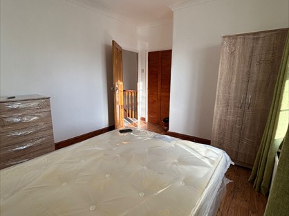 Room in a Shared House, Old Oak Common Lane, W3
