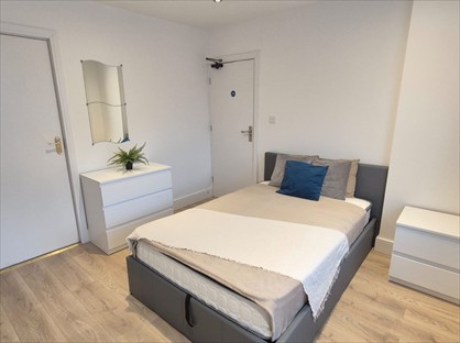Room in a Shared House, Bradenham Road, UB4