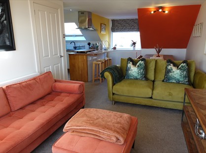 3 Bed Flat, Ardrossan Road, KA23