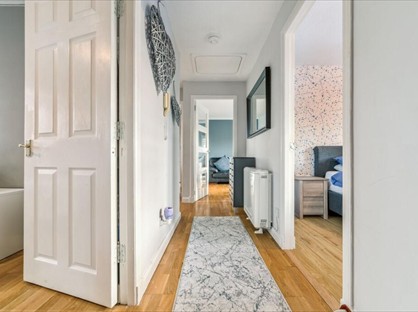 2 Bed Flat, Columbia Avenue, EH54