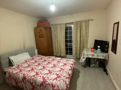 Room in a Shared House, Hounslow Road, TW13