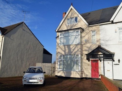 Room in a Shared House, Oval Road, B24