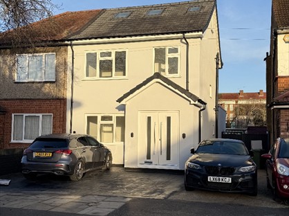 5 Bed Semi-Detached House, Byron Way, UB4