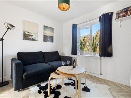 1 Bed Flat, Watermanway, E1W