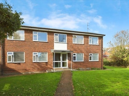 2 Bed Maisonette, Rowan Court, BN26