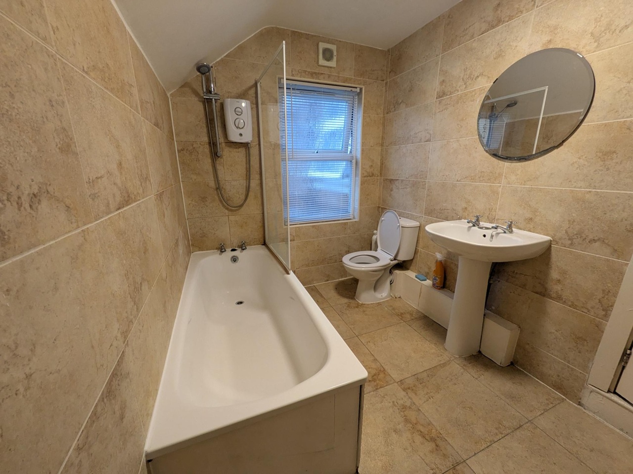 Additional image 5 of Room in a Shared House, Birrell Road, NG7, N1 7GU