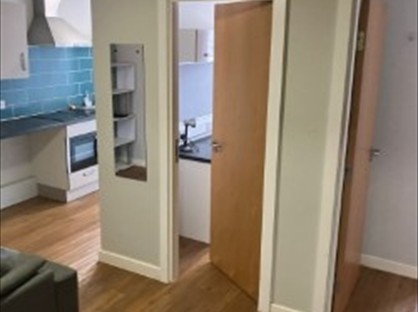 2 Bed Flat, Queen Street, S1