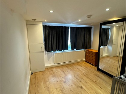 2 Bed Flat, North End, CR0