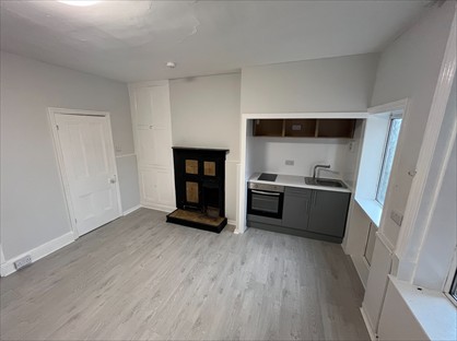 Studio Flat, Scarisbrick Street, PR9