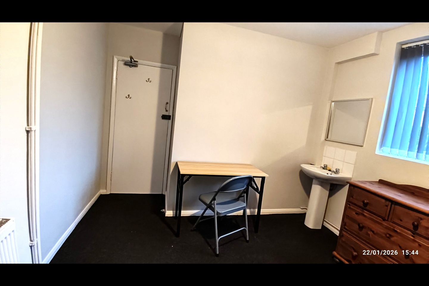 Merstham - Room in a Shared House, Bletchingley Road, RH1 - To Rent Now ...