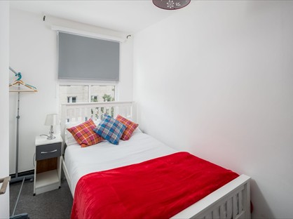 Room in a Shared House, Isledon Road, N7