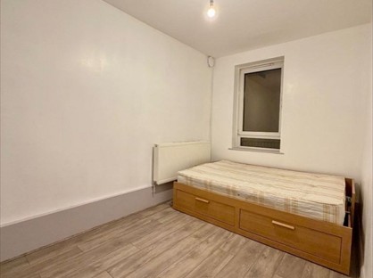 2 Bed Flat, Whites Grounds Estate, SE1