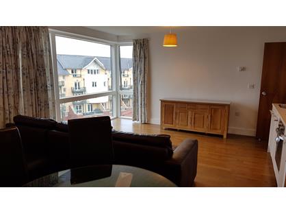 1 Bed Flat, Falcon Drive, CF10