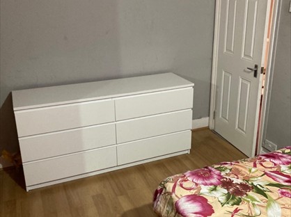 Room in a Shared House, Ilford, IG1