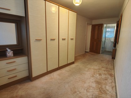 Room in a Shared House, Orchard Road, EN5