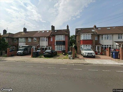 2 Bed Flat, Selborne Gardens, UB6