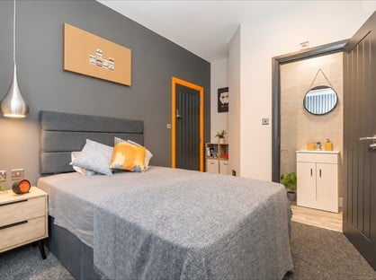 Room in a Shared House, Link Road, B16
