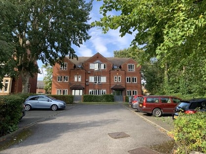 2 Bed Flat, Broomfield Lodge, LS6