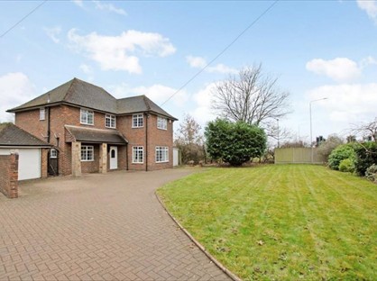 4 Bed Detached House, Park Road, UB8