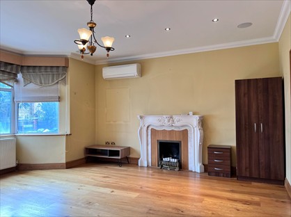 Room in a Shared House, Watford Way, NW7