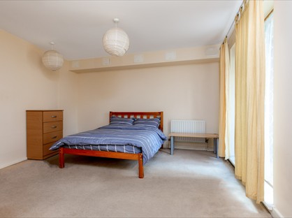 Room in a Shared Flat, Eastcote, HA5