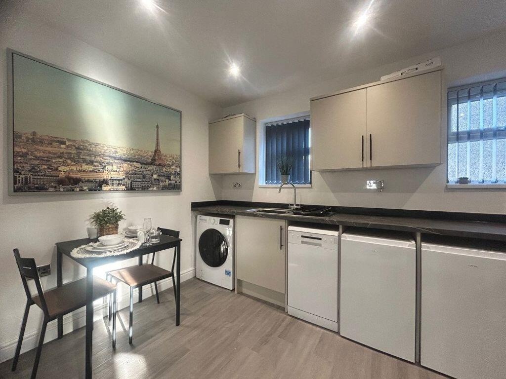 Additional image 3 of 2 Bed Flat, Firth Park Road, S5, N1 7GU