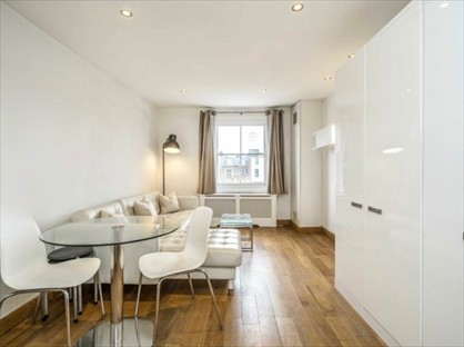 1 Bed Flat, Clanricarde Gardens, W2