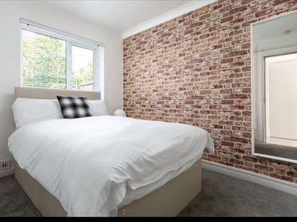 Room in a Shared House, Market Street, GL50